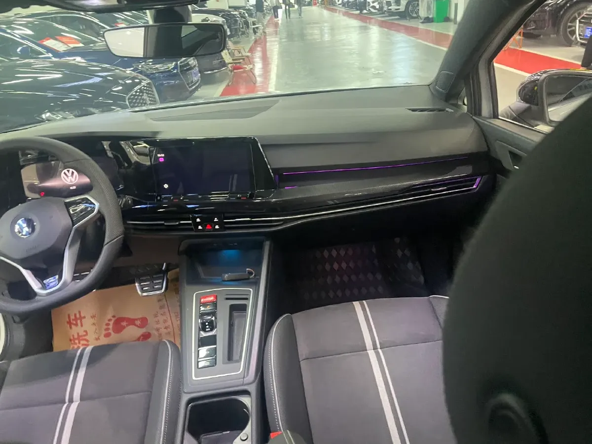 2023 Volkswagen Golf 1.4T 150HP L4 7DCT,autocango,china used car exporter,china ev exporter,chinese used car exporter,chinese used ev exporter