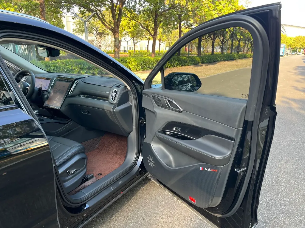 2023 HongQi HS3 1.5T 169HP L4 7DCT,autocango,china used car exporter,china ev exporter,chinese used car exporter,chinese used ev exporter