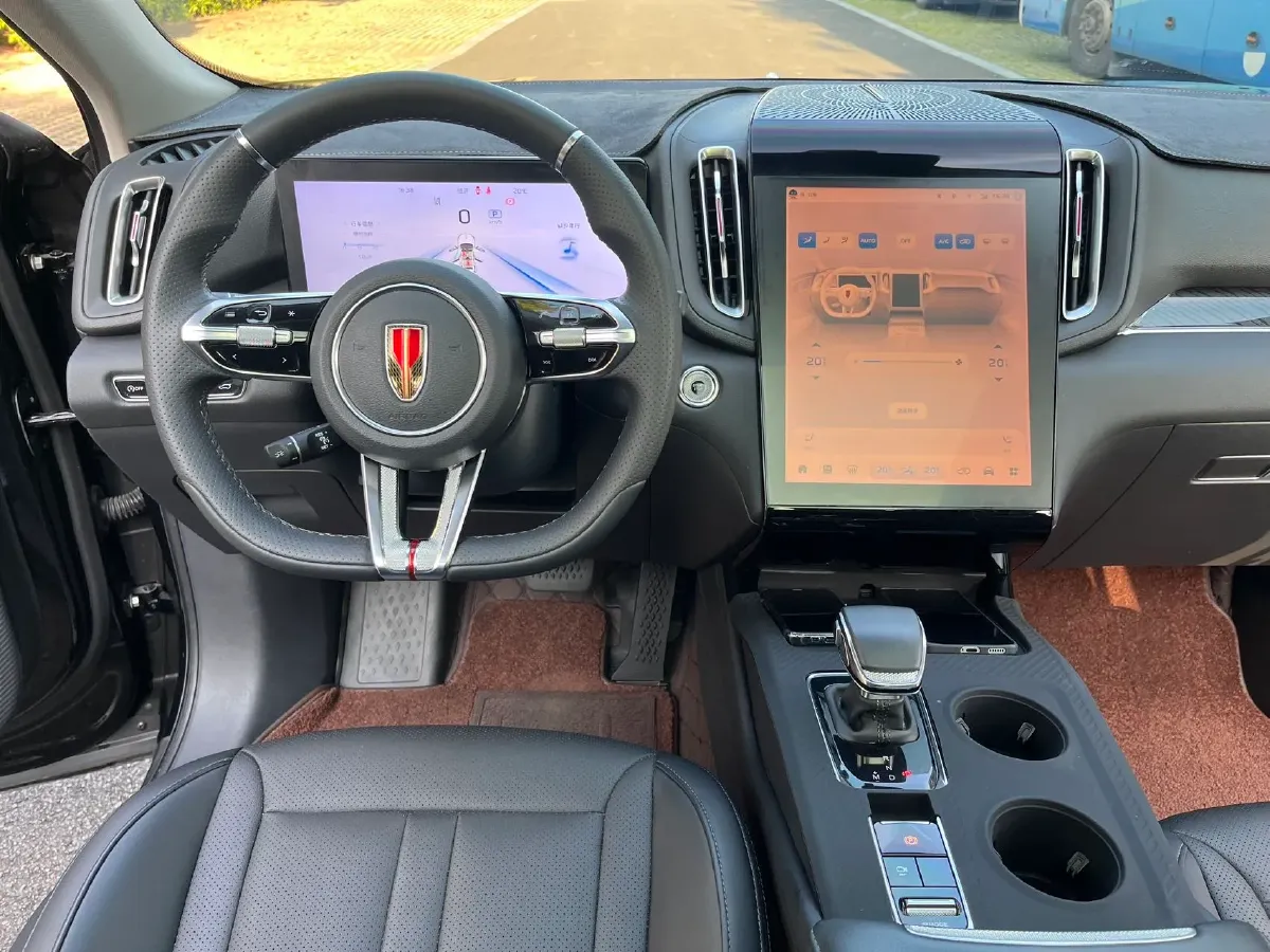 2023 HongQi HS3 1.5T 169HP L4 7DCT,autocango,china used car exporter,china ev exporter,chinese used car exporter,chinese used ev exporter