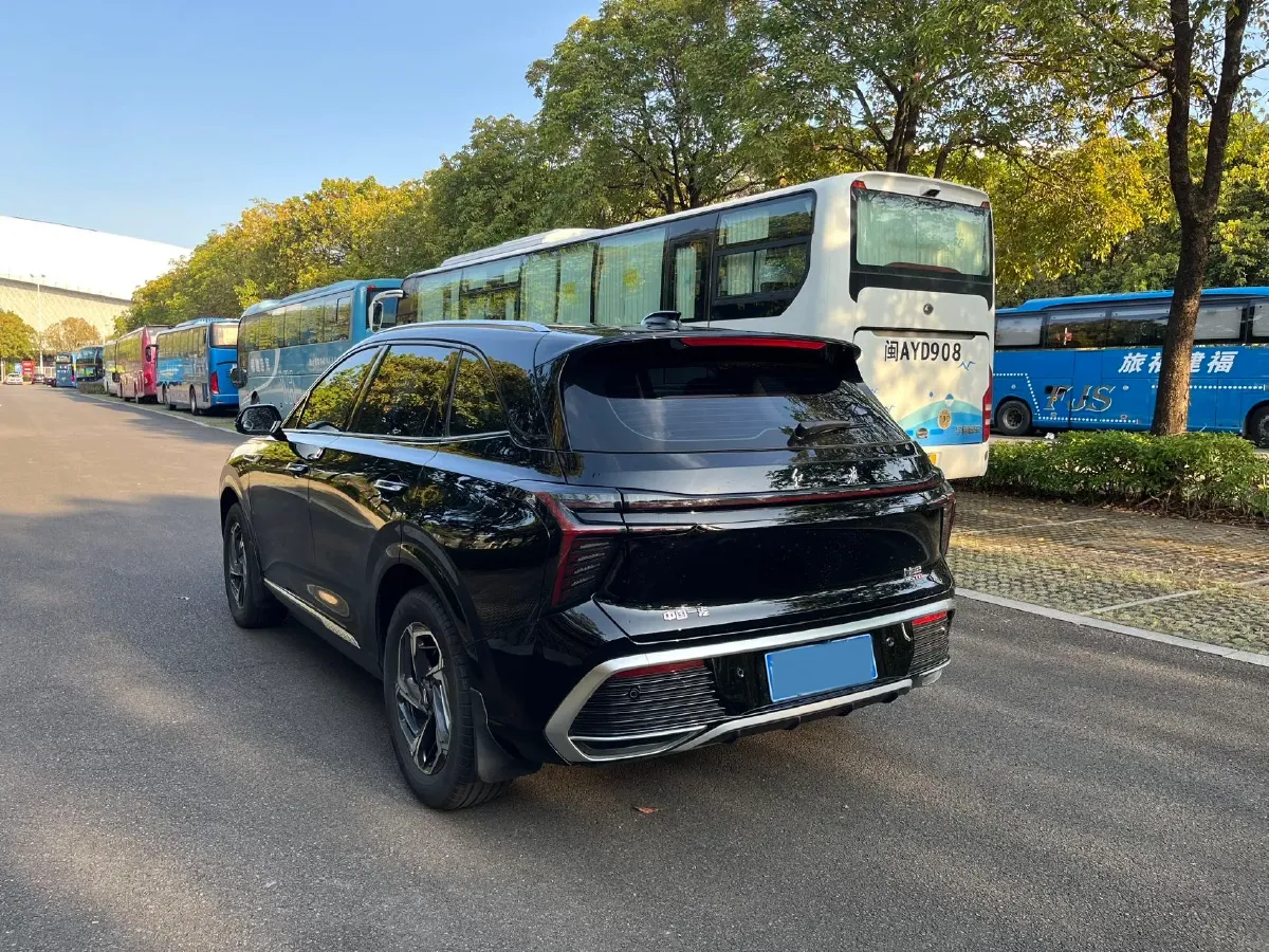 2023 HongQi HS3 1.5T 169HP L4 7DCT,autocango,china used car exporter,china ev exporter,chinese used car exporter,chinese used ev exporter