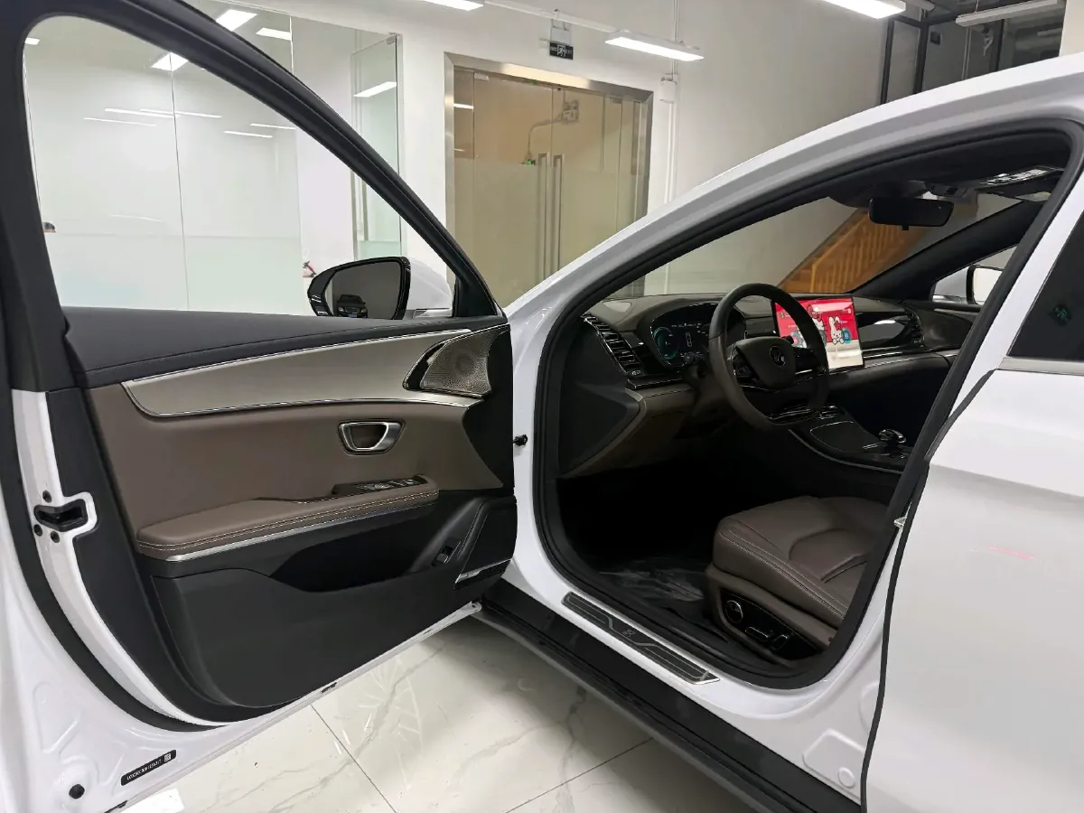 2021 BYD Han BEV 64.8KWH,autocango,china used car exporter,china ev exporter,chinese used car exporter,chinese used ev exporter