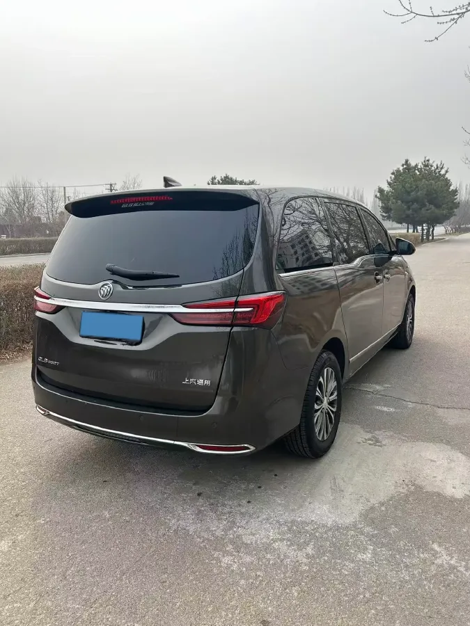 2021 Buick GL8 2.0T 237HP L4 9AT,autocango,china used car exporter,china ev exporter,chinese used car exporter,chinese used ev exporter