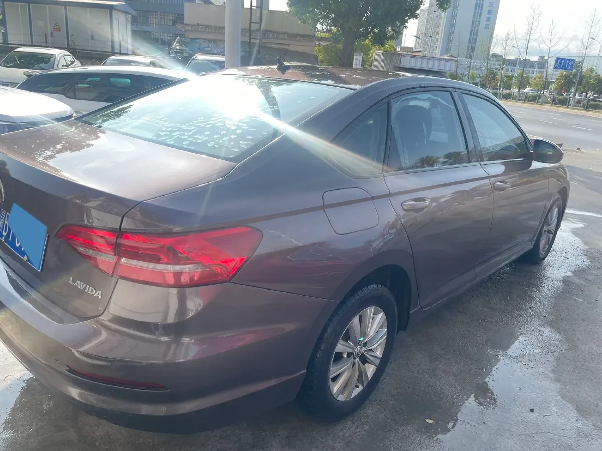 2018 Landwind XiaoYao 1.5T 163HP L4 CVT,autocango,china used car exporter,china ev exporter,chinese used car exporter,chinese used ev exporter