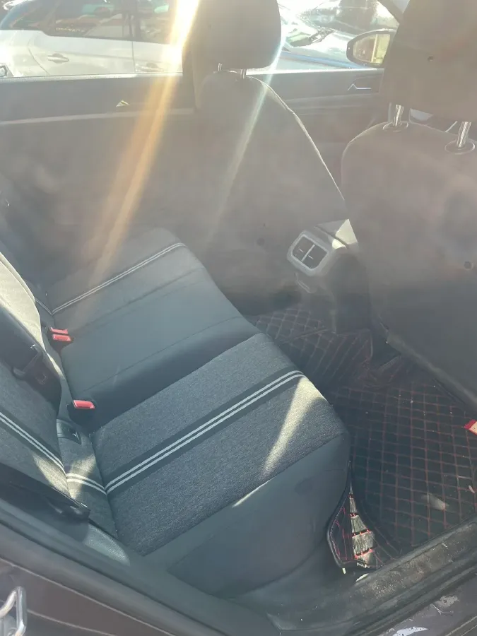 2018 Landwind XiaoYao 1.5T 163HP L4 CVT,autocango,china used car exporter,china ev exporter,chinese used car exporter,chinese used ev exporter