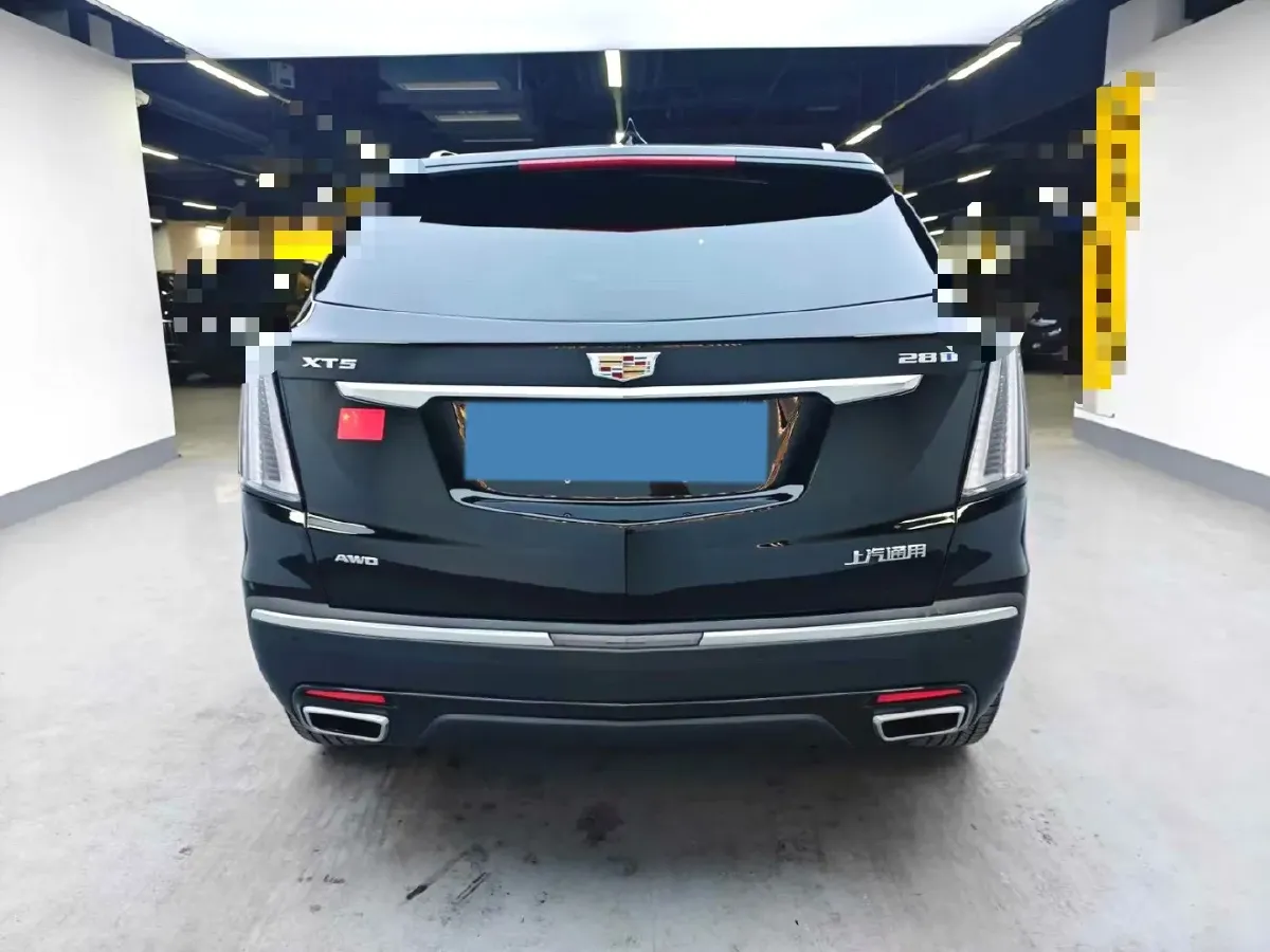 2022 Cadillac XT5 2.0T 237HP L4 9AT,autocango,china used car exporter,china ev exporter,chinese used car exporter,chinese used ev exporter