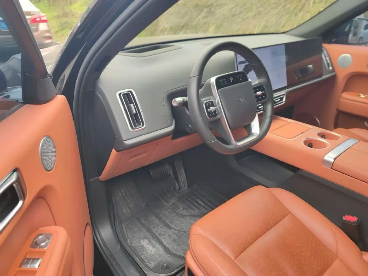 2024 Li L8 Range Extended 154HP REEV 42.8KWH,autocango,china used car exporter,china ev exporter,chinese used car exporter,chinese used ev exporter