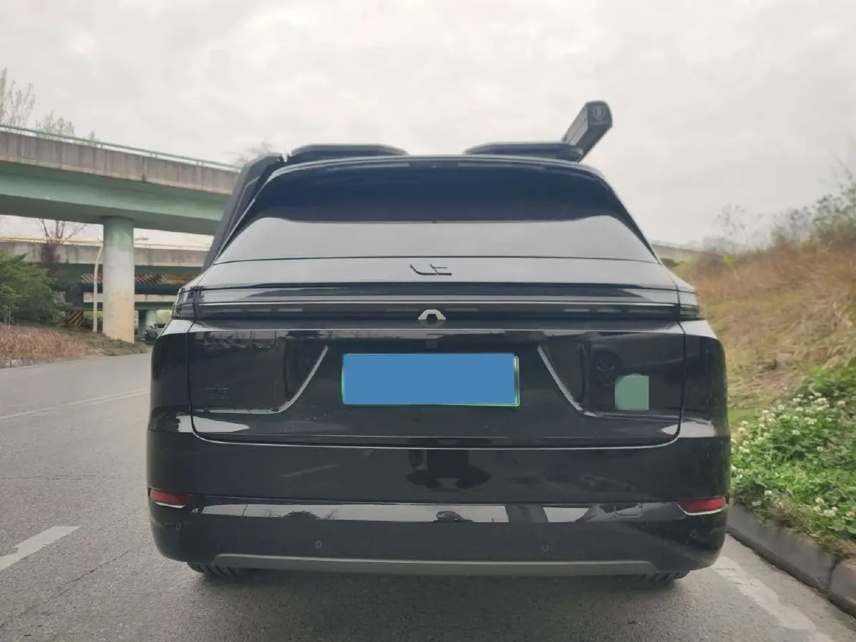 2024 Li L8 Range Extended 154HP REEV 42.8KWH,autocango,china used car exporter,china ev exporter,chinese used car exporter,chinese used ev exporter