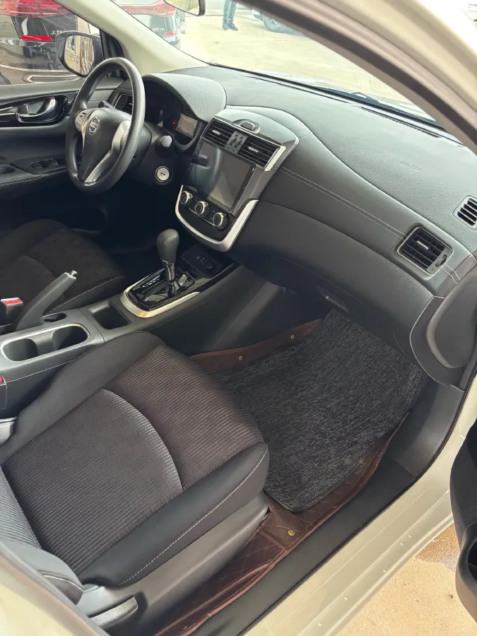 2024 Nissan Tiida 1.6L 122HP L4 CVT,autocango,china used car exporter,china ev exporter,chinese used car exporter,chinese used ev exporter