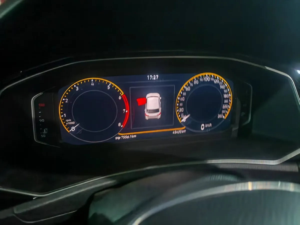 2021 Volkswagen T-Roc 1.4T 150HP L4 7DCT,autocango,china used car exporter,china ev exporter,chinese used car exporter,chinese used ev exporter