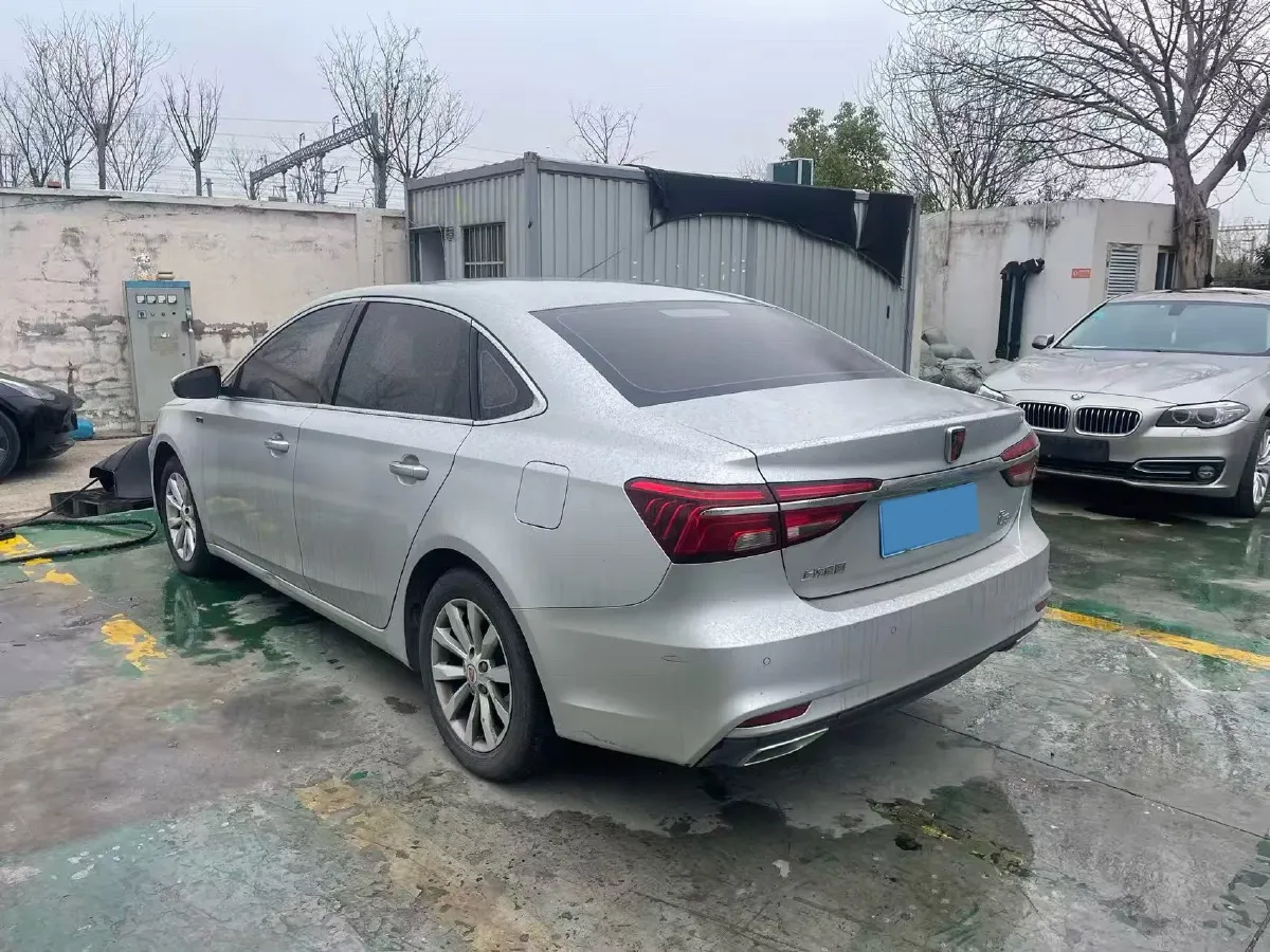 2017 Roewe i6 1.0T 125HP L3 7DCT,autocango,china used car exporter,china ev exporter,chinese used car exporter,chinese used ev exporter