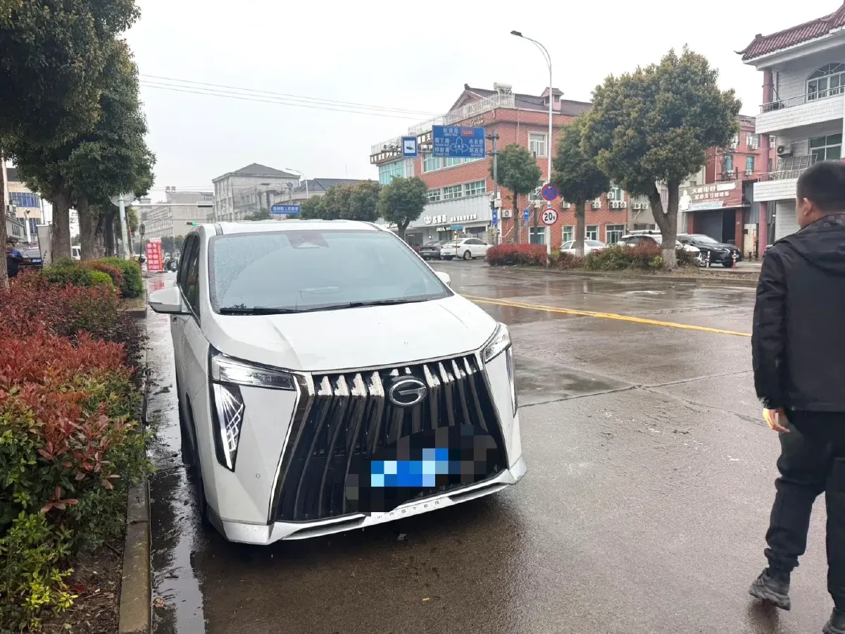 2023 GAC Trumpchi M8 2.0T 252HP L4 8AT,autocango,china used car exporter,china ev exporter,chinese used car exporter,chinese used ev exporter