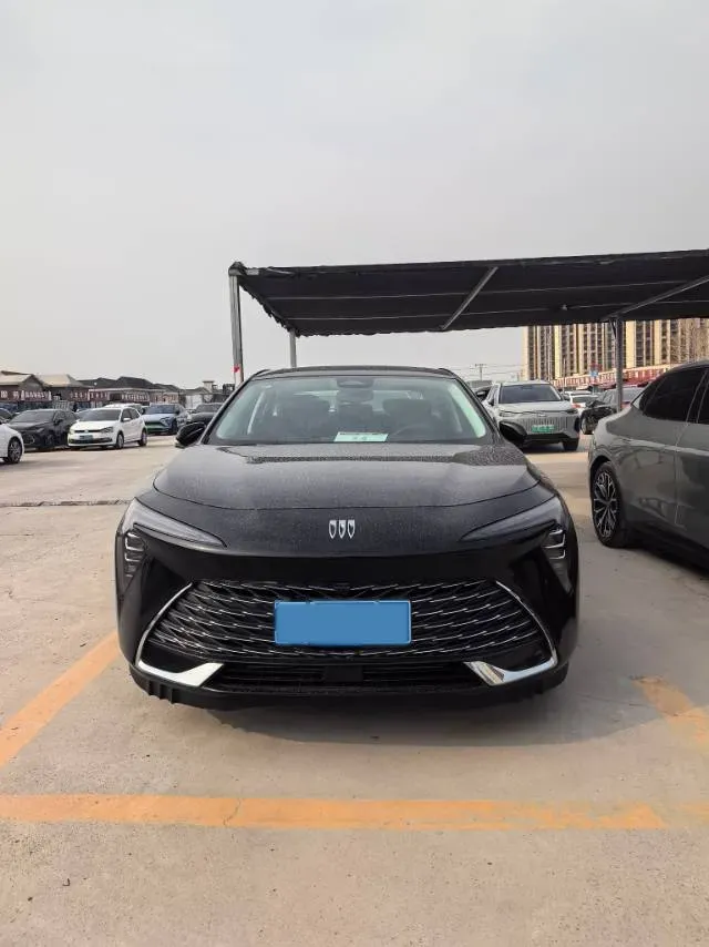 2025 Buick Larcosse 2.0T 237HP L4 9AT,autocango,china used car exporter,china ev exporter,chinese used car exporter,chinese used ev exporter