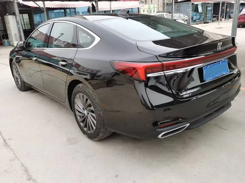2025 Buick Larcosse 2.0T 237HP L4 9AT,autocango,china used car exporter,china ev exporter,chinese used car exporter,chinese used ev exporter