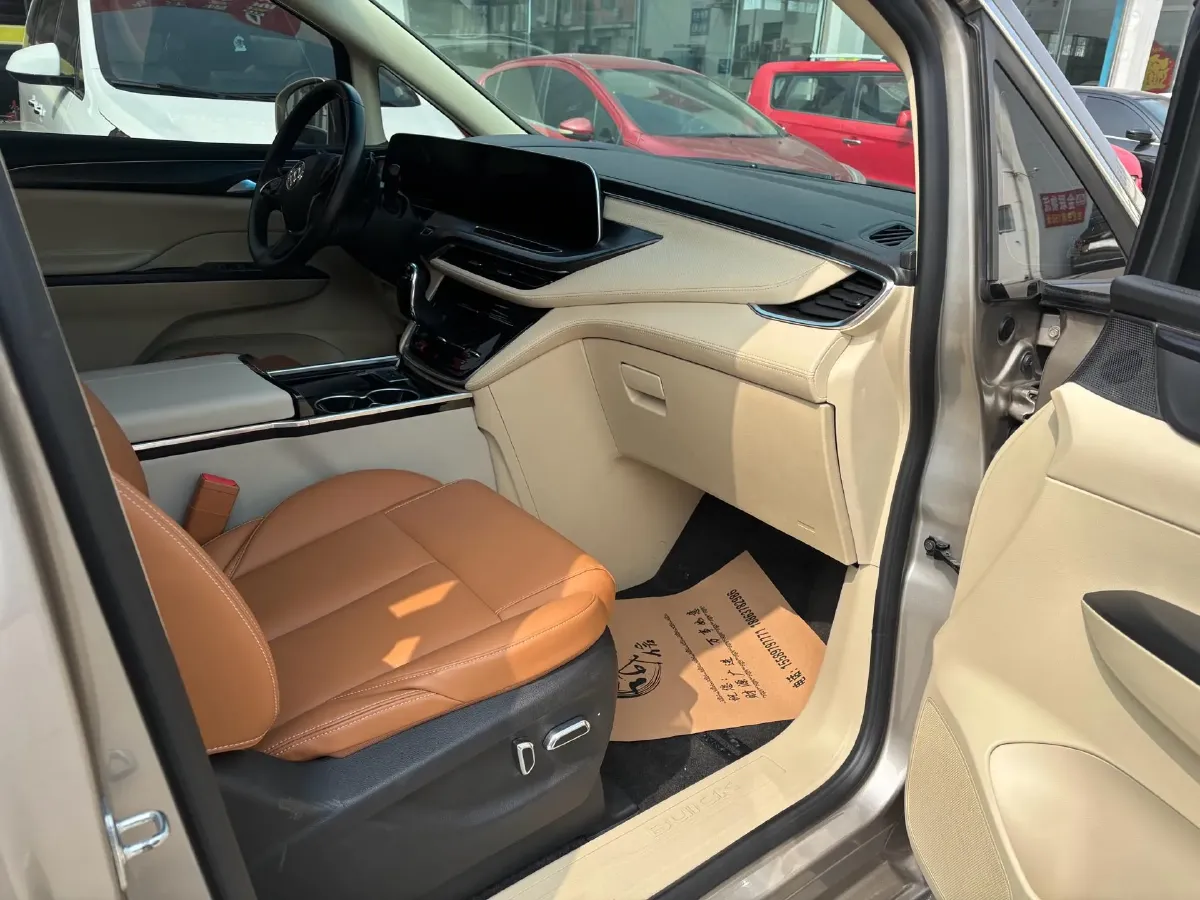 2022 Buick GL8 2.0T 237HP L4 9AT,autocango,china used car exporter,china ev exporter,chinese used car exporter,chinese used ev exporter