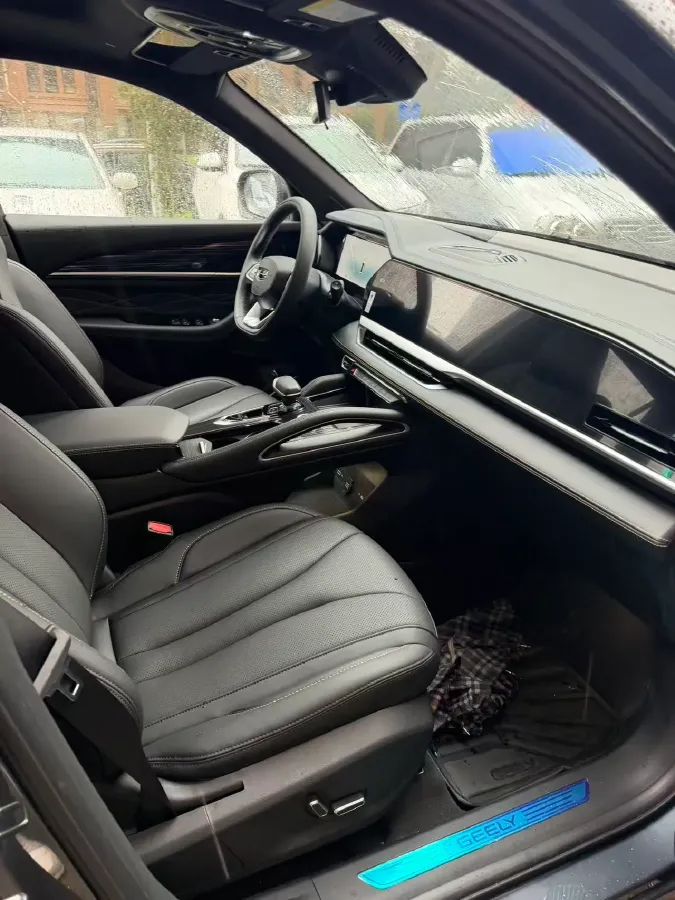 2024 Geely Monjaro 2.0T 218HP L4 7DCT,autocango,china used car exporter,china ev exporter,chinese used car exporter,chinese used ev exporter