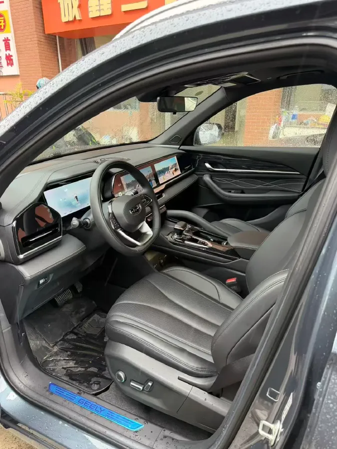 2024 Geely Monjaro 2.0T 218HP L4 7DCT,autocango,china used car exporter,china ev exporter,chinese used car exporter,chinese used ev exporter