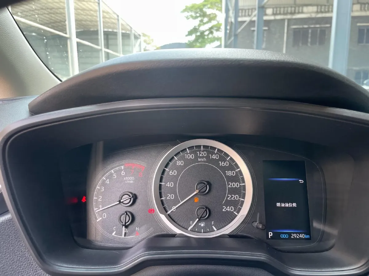 2022 Toyota Corolla 1.2T 116HP L4 CVT,autocango,china used car exporter,china ev exporter,chinese used car exporter,chinese used ev exporter