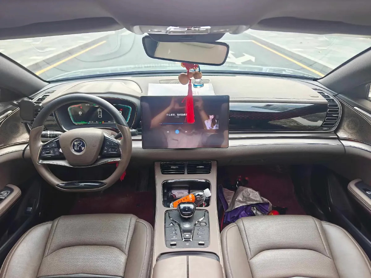 2020 WEY VV7 2.0T 227HP L4 7DCT PHEV,autocango,china used car exporter,china ev exporter,chinese used car exporter,chinese used ev exporter