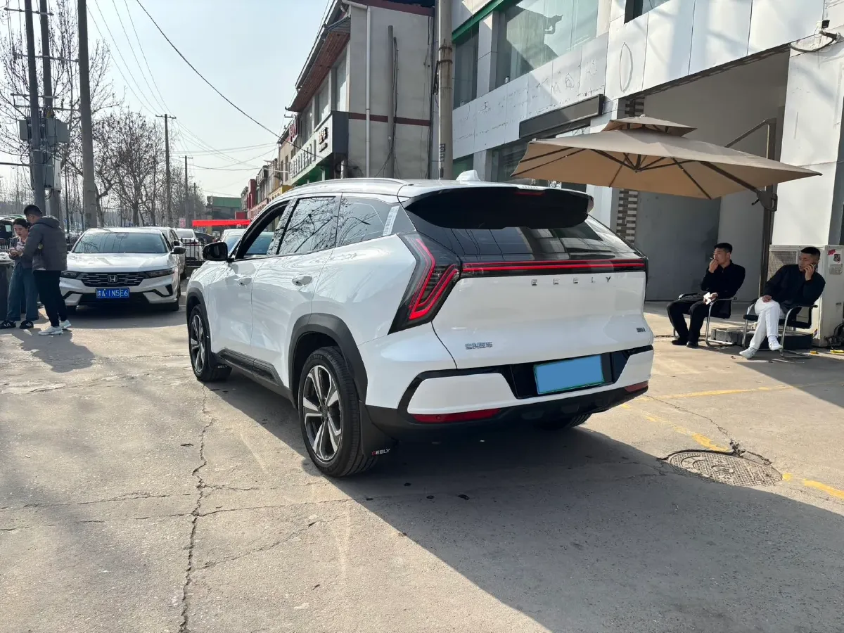 2025 Geely StarRay 1.5T 181HP L4 7DCT,autocango,china used car exporter,china ev exporter,chinese used car exporter,chinese used ev exporter