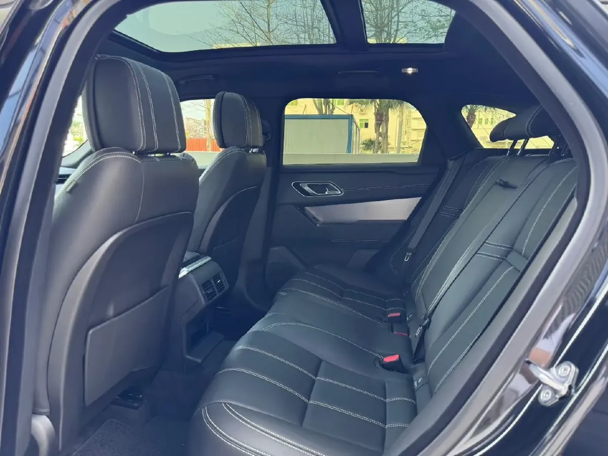 2023 Land Rover Range Rover Velar 2.0T 250HP L4 8AT,autocango,china used car exporter,china ev exporter,chinese used car exporter,chinese used ev exporter