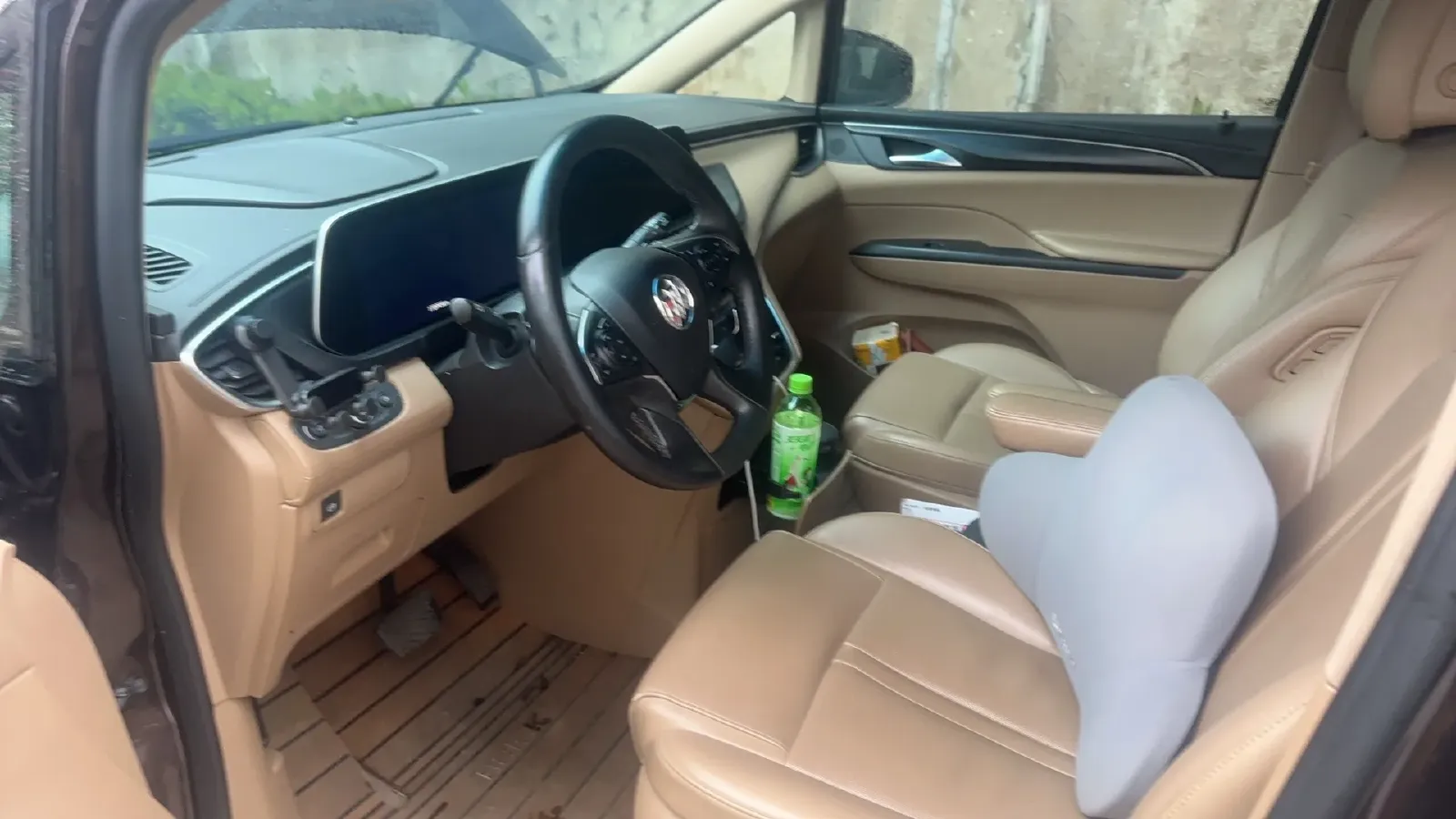 2021 Buick GL8 2.0T 237HP L4 9AT,autocango,china used car exporter,china ev exporter,chinese used car exporter,chinese used ev exporter