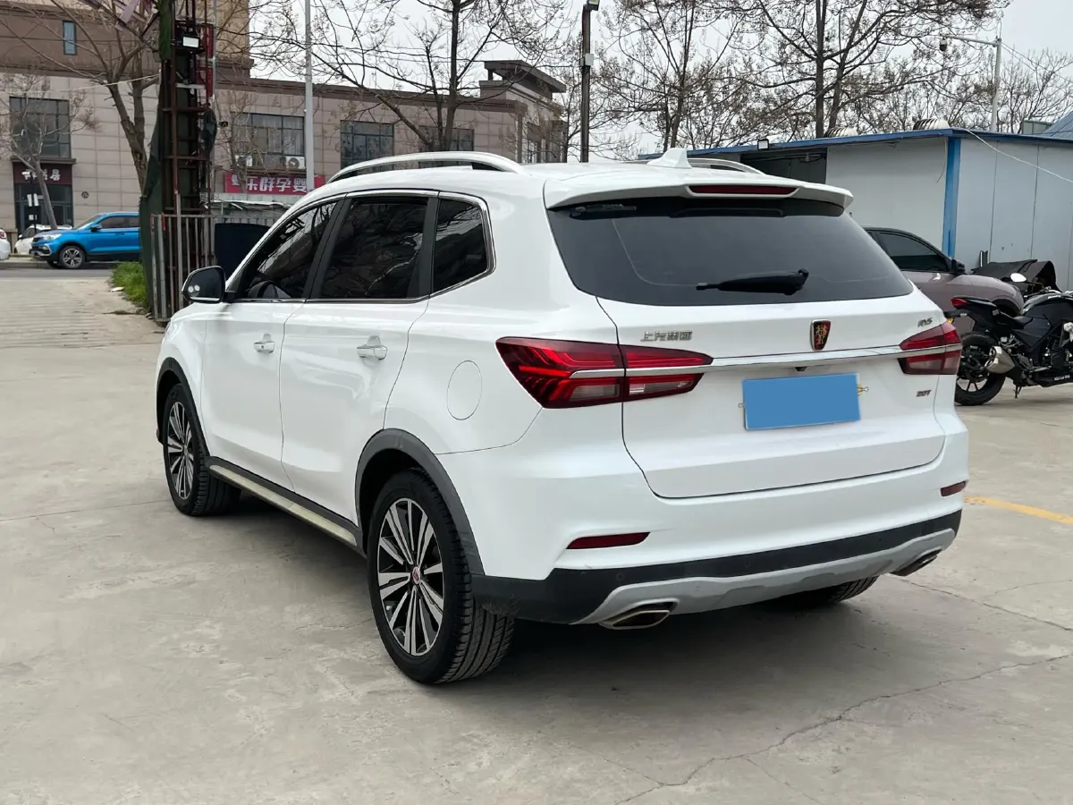2020 Roewe i6 1.5T 169HP L4 7DCT,autocango,china used car exporter,china ev exporter,chinese used car exporter,chinese used ev exporter