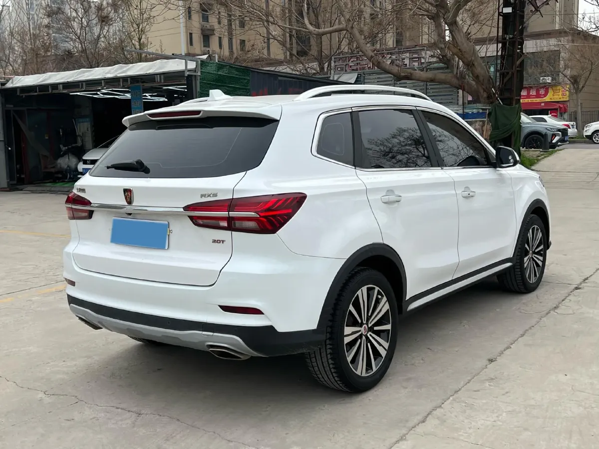 2020 Roewe i6 1.5T 169HP L4 7DCT,autocango,china used car exporter,china ev exporter,chinese used car exporter,chinese used ev exporter