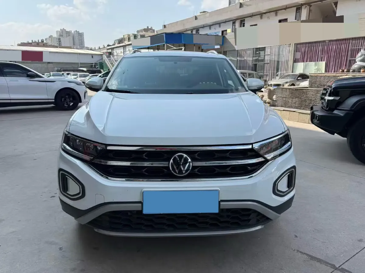 2023 Volkswagen T-Roc 1.4T 150HP L4 7DCT,autocango,china used car exporter,china ev exporter,chinese used car exporter,chinese used ev exporter