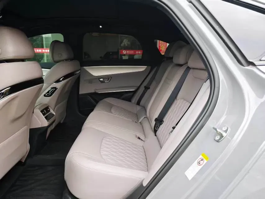 2025 BYD Han 1.5T 156HP L4 E-CVT PHEV,autocango,china used car exporter,china ev exporter,chinese used car exporter,chinese used ev exporter