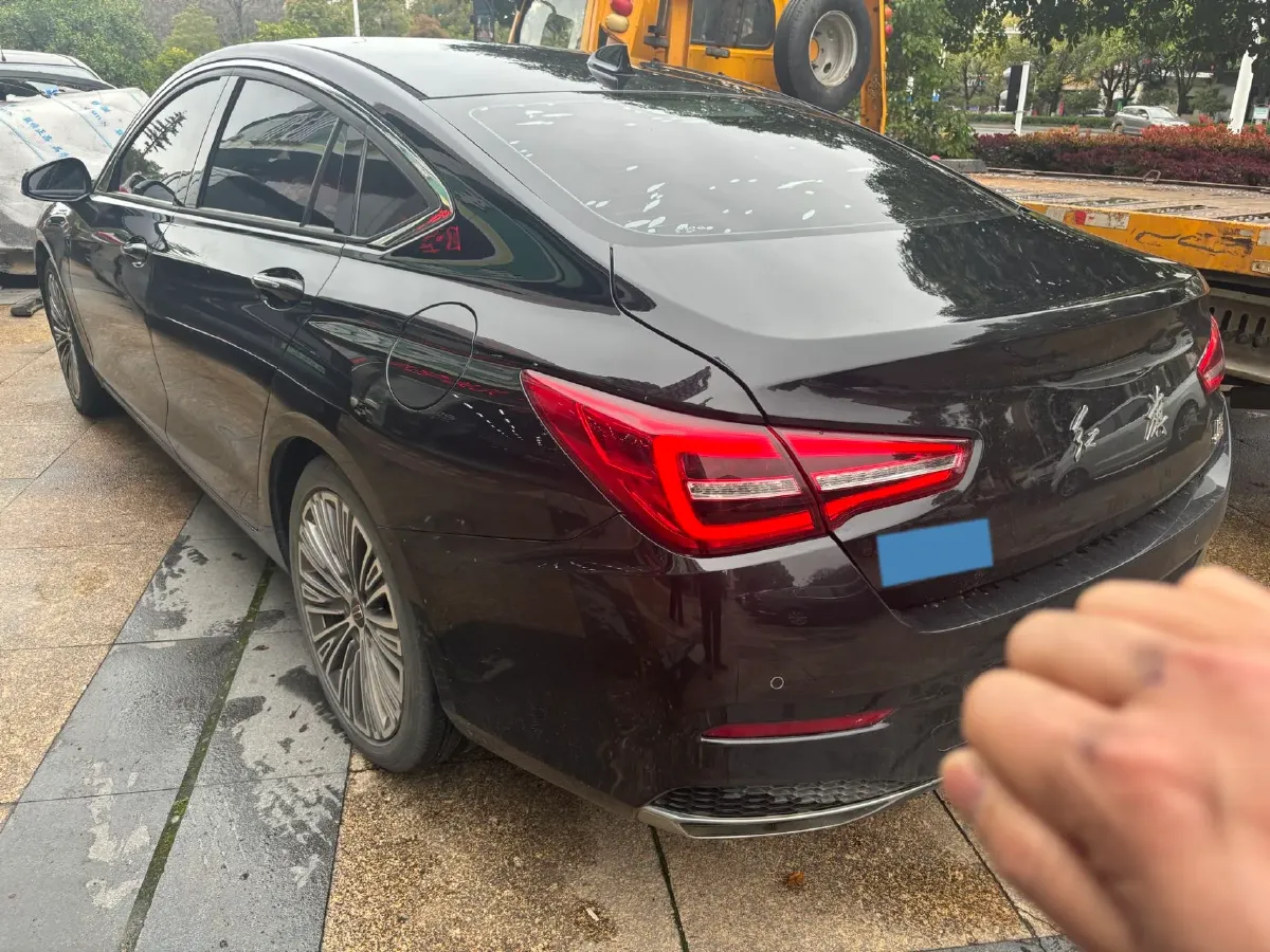 2022 HongQi H5 1.5T 169HP L4 7DCT,autocango,china used car exporter,china ev exporter,chinese used car exporter,chinese used ev exporter