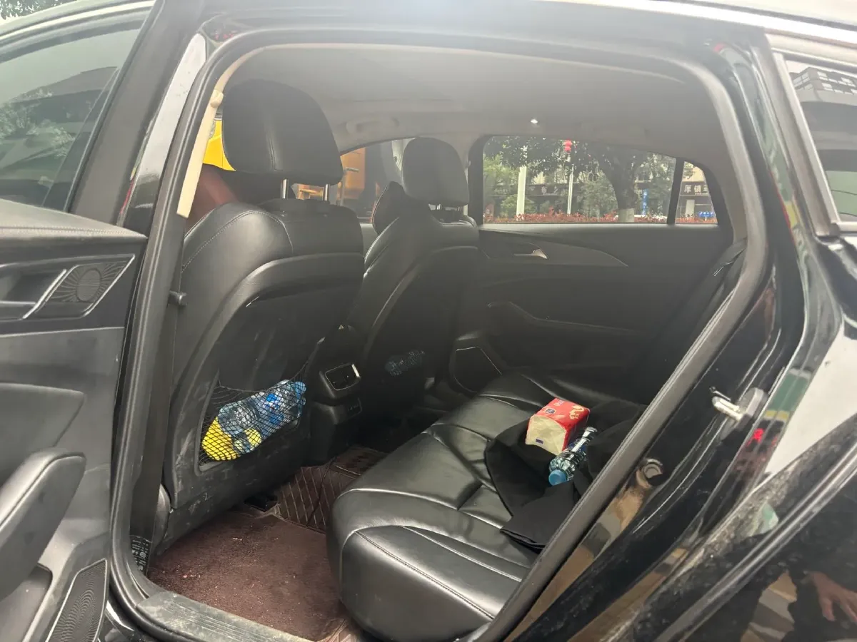 2022 HongQi H5 1.5T 169HP L4 7DCT,autocango,china used car exporter,china ev exporter,chinese used car exporter,chinese used ev exporter