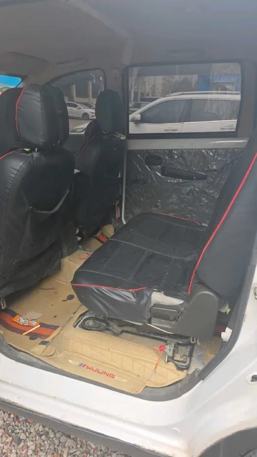 2020 WuLing HongGuang V 1.2L 76HP L4 5MT,autocango,china used car exporter,china ev exporter,chinese used car exporter,chinese used ev exporter