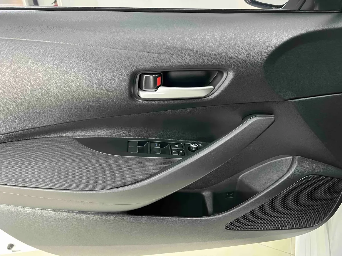 2022 Toyota Corolla 1.2T 116HP L4 CVT,autocango,china used car exporter,china ev exporter,chinese used car exporter,chinese used ev exporter