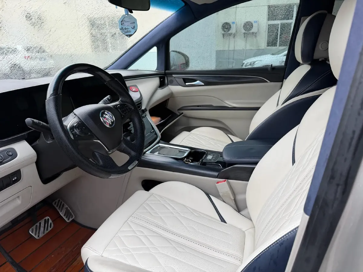 2021 Buick GL8 2.0T 237HP L4 9AT,autocango,china used car exporter,china ev exporter,chinese used car exporter,chinese used ev exporter