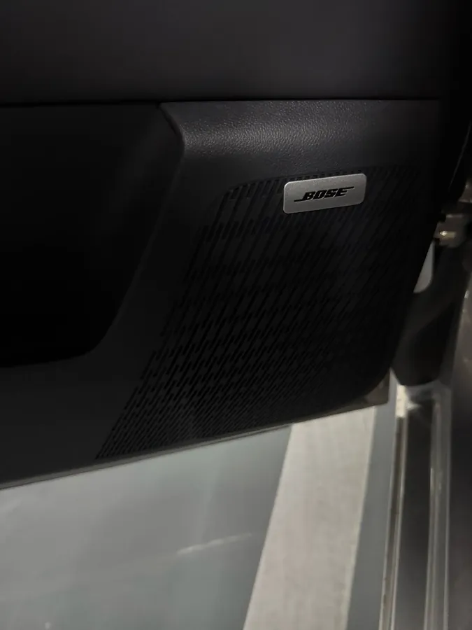 2025 Buick GL8 2.0T 237HP L4 9AT,autocango,china used car exporter,china ev exporter,chinese used car exporter,chinese used ev exporter