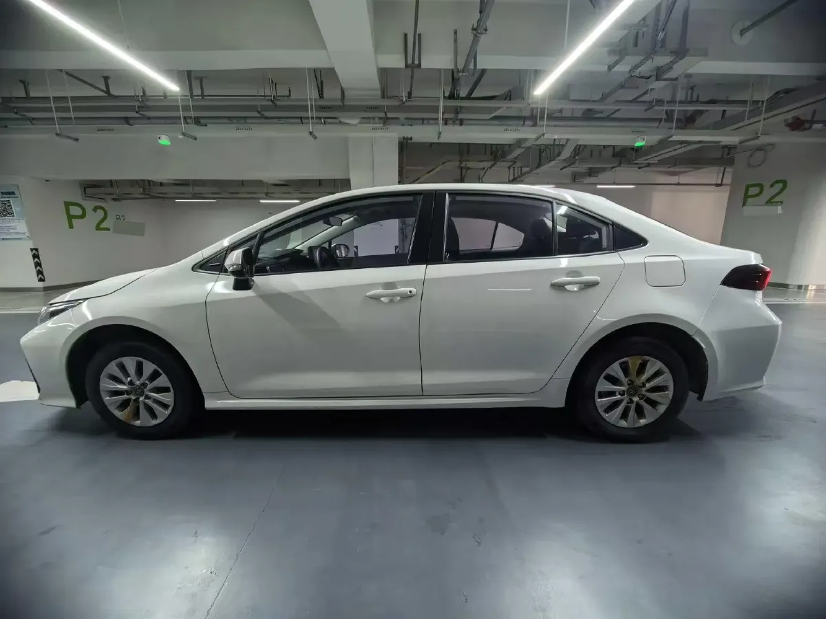 2021 Toyota Corolla 1.2T 116HP L4 CVT,autocango,china used car exporter,china ev exporter,chinese used car exporter,chinese used ev exporter