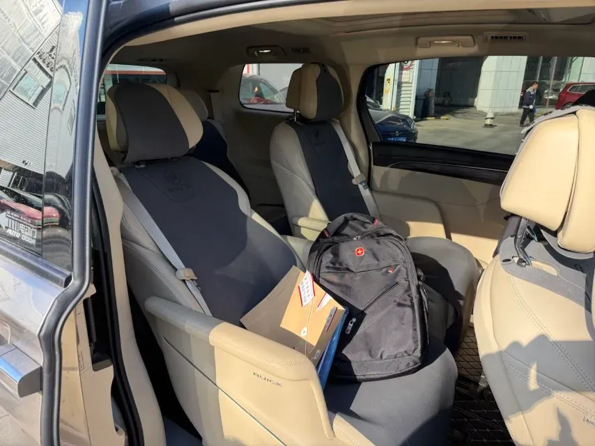 2023 Buick GL8 2.0T 237HP L4 9AT,autocango,china used car exporter,china ev exporter,chinese used car exporter,chinese used ev exporter