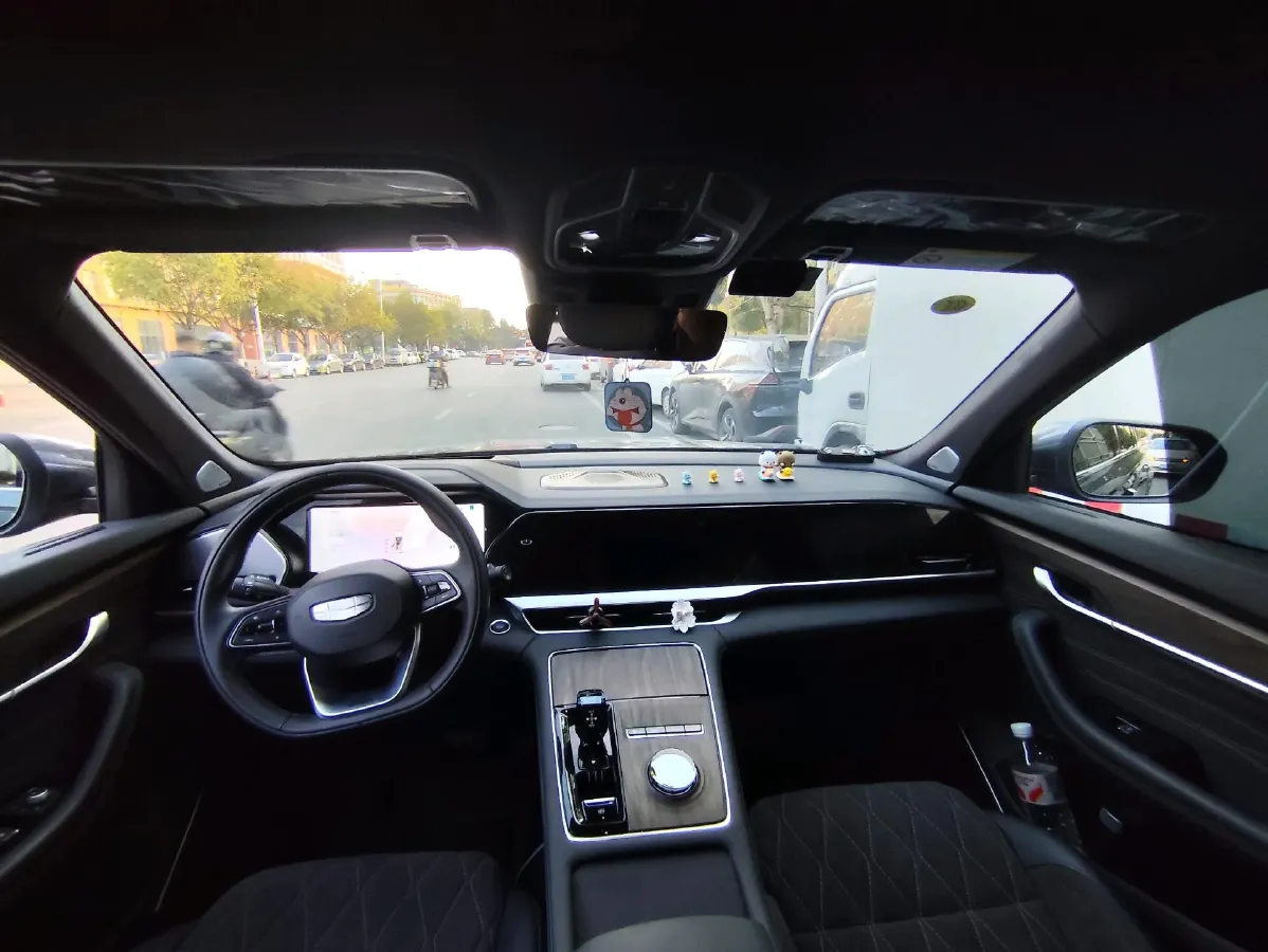 2025 Geely Monjaro 2.0T 238HP L4 8AT,autocango,china used car exporter,china ev exporter,chinese used car exporter,chinese used ev exporter