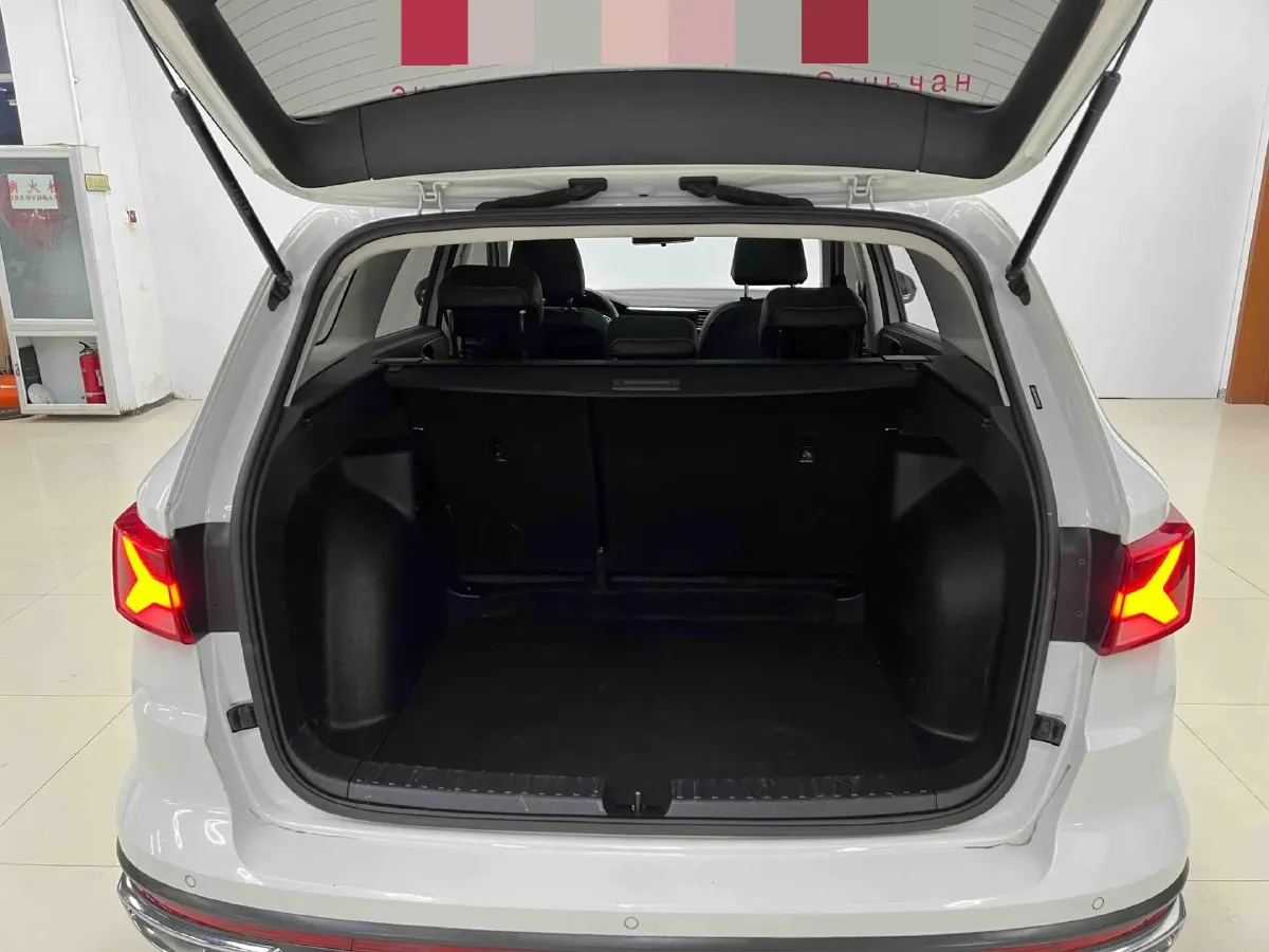 2021 Jetta VS7 1.4T 150HP L4 6AT,autocango,china used car exporter,china ev exporter,chinese used car exporter,chinese used ev exporter