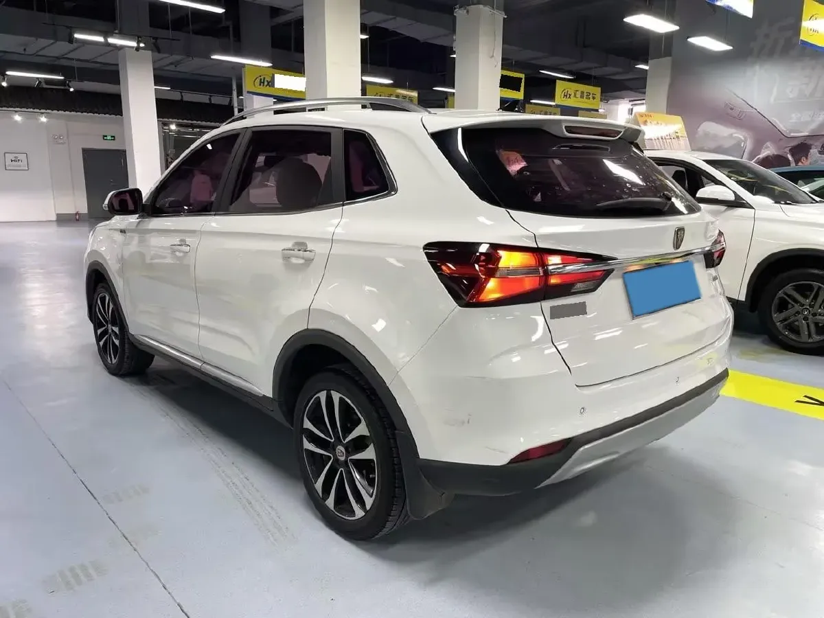 2020 Roewe RX3 1.6L 125HP L4 5MT,autocango,china used car exporter,china ev exporter,chinese used car exporter,chinese used ev exporter