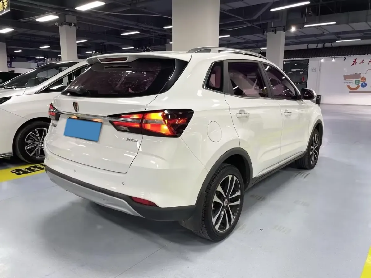 2020 Roewe RX3 1.6L 125HP L4 5MT,autocango,china used car exporter,china ev exporter,chinese used car exporter,chinese used ev exporter