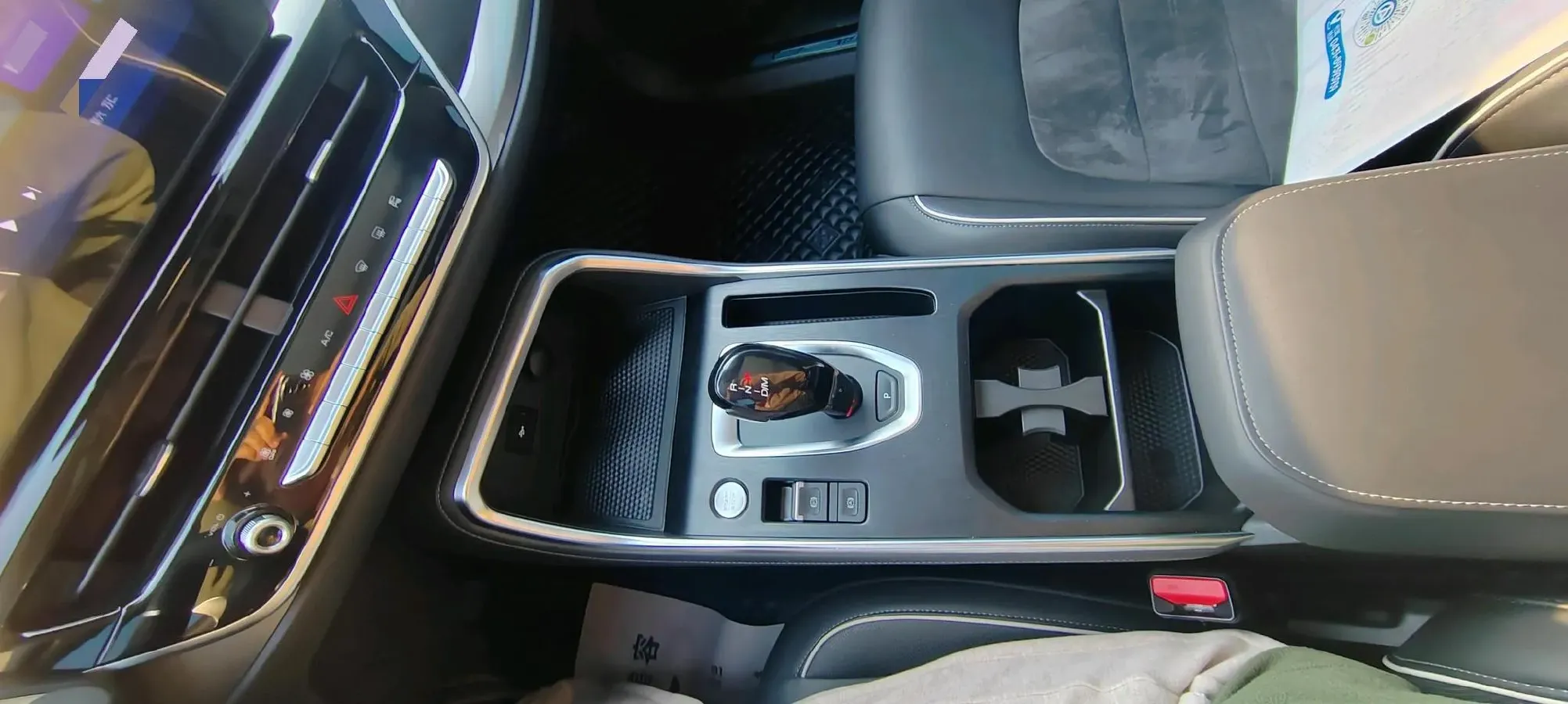 2021 Haval H6 1.5T 150HP L4 7DCT,autocango,china used car exporter,china ev exporter,chinese used car exporter,chinese used ev exporter