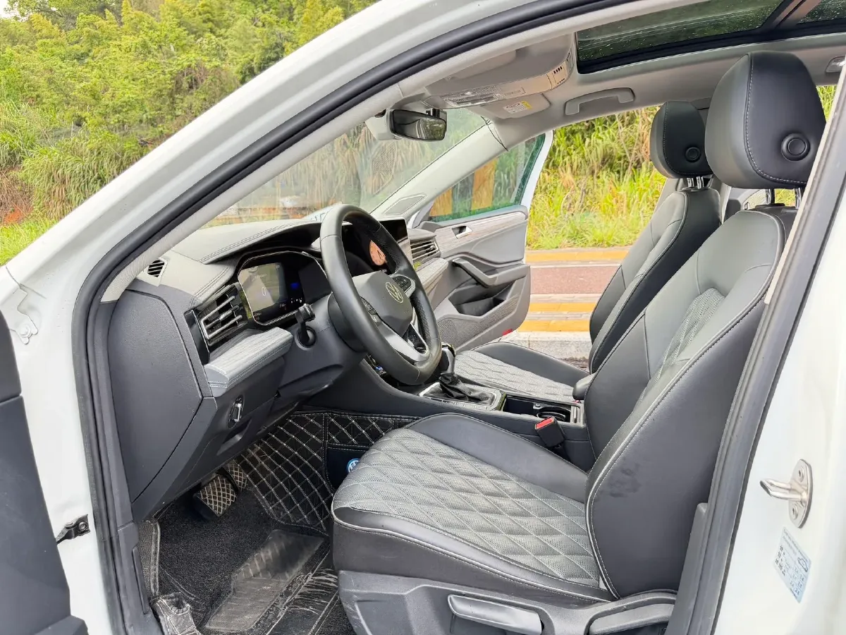 2023 Volkswagen Sagitar 1.2T 116HP L4 7DCT,autocango,china used car exporter,china ev exporter,chinese used car exporter,chinese used ev exporter