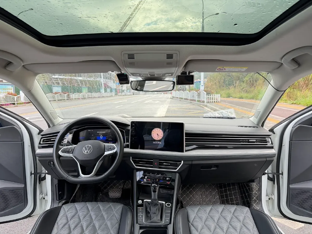 2023 Volkswagen Sagitar 1.2T 116HP L4 7DCT,autocango,china used car exporter,china ev exporter,chinese used car exporter,chinese used ev exporter