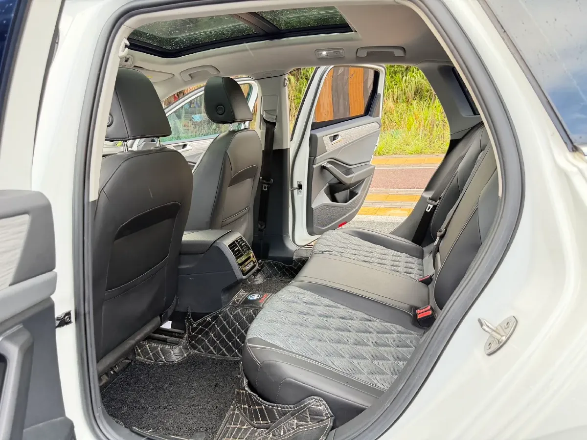 2023 Volkswagen Sagitar 1.2T 116HP L4 7DCT,autocango,china used car exporter,china ev exporter,chinese used car exporter,chinese used ev exporter