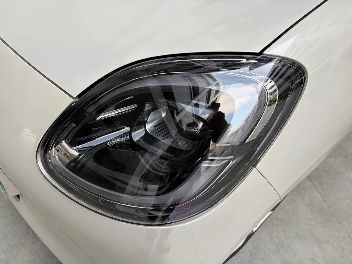 2025 WuLing HongGuang MINI EV BEV 16.2KWH,autocango,china used car exporter,china ev exporter,chinese used car exporter,chinese used ev exporter