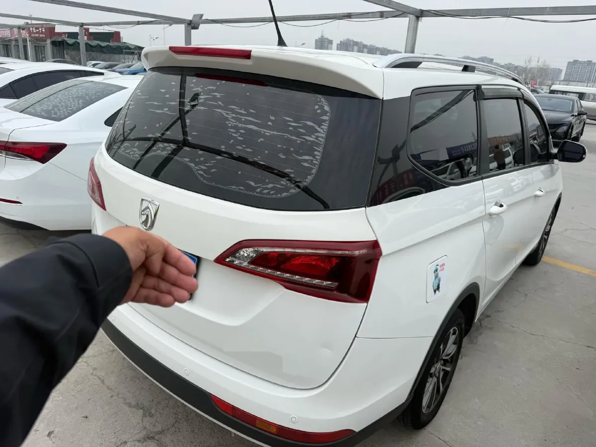 2019 BaoJun 730 1.5T 147HP L4 CVT,autocango,china used car exporter,china ev exporter,chinese used car exporter,chinese used ev exporter