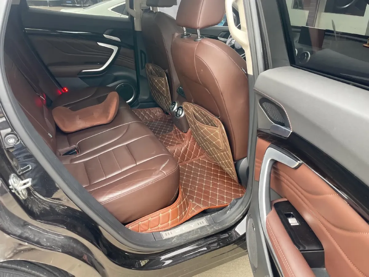 2017 WEY VV7 2.0T 234HP L4 7DCT,autocango,china used car exporter,china ev exporter,chinese used car exporter,chinese used ev exporter