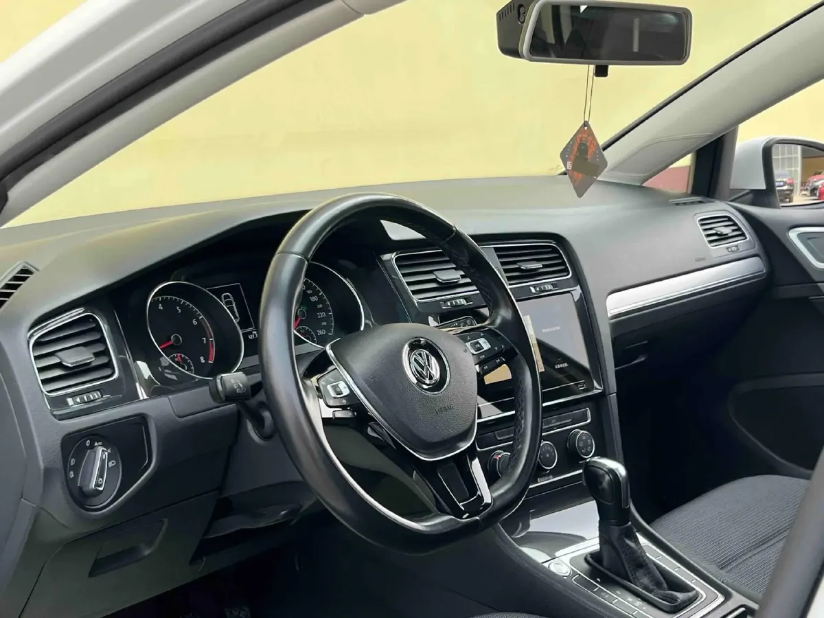 2020 Volkswagen Golf 1.4T 150HP L4 7DCT,autocango,china used car exporter,china ev exporter,chinese used car exporter,chinese used ev exporter