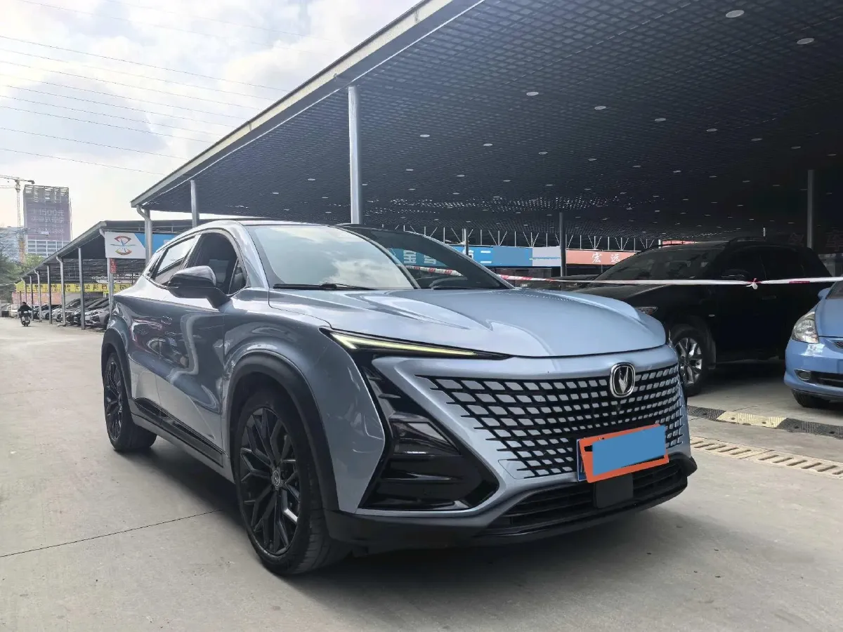 2022 ChangAn UNI-T 2.0T 233HP L4 8AT,autocango,china used car exporter,china ev exporter,chinese used car exporter,chinese used ev exporter